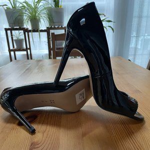 NEW-BCBG GENERATION OPEN TOE HEELS-SIZE 9 (8.5)